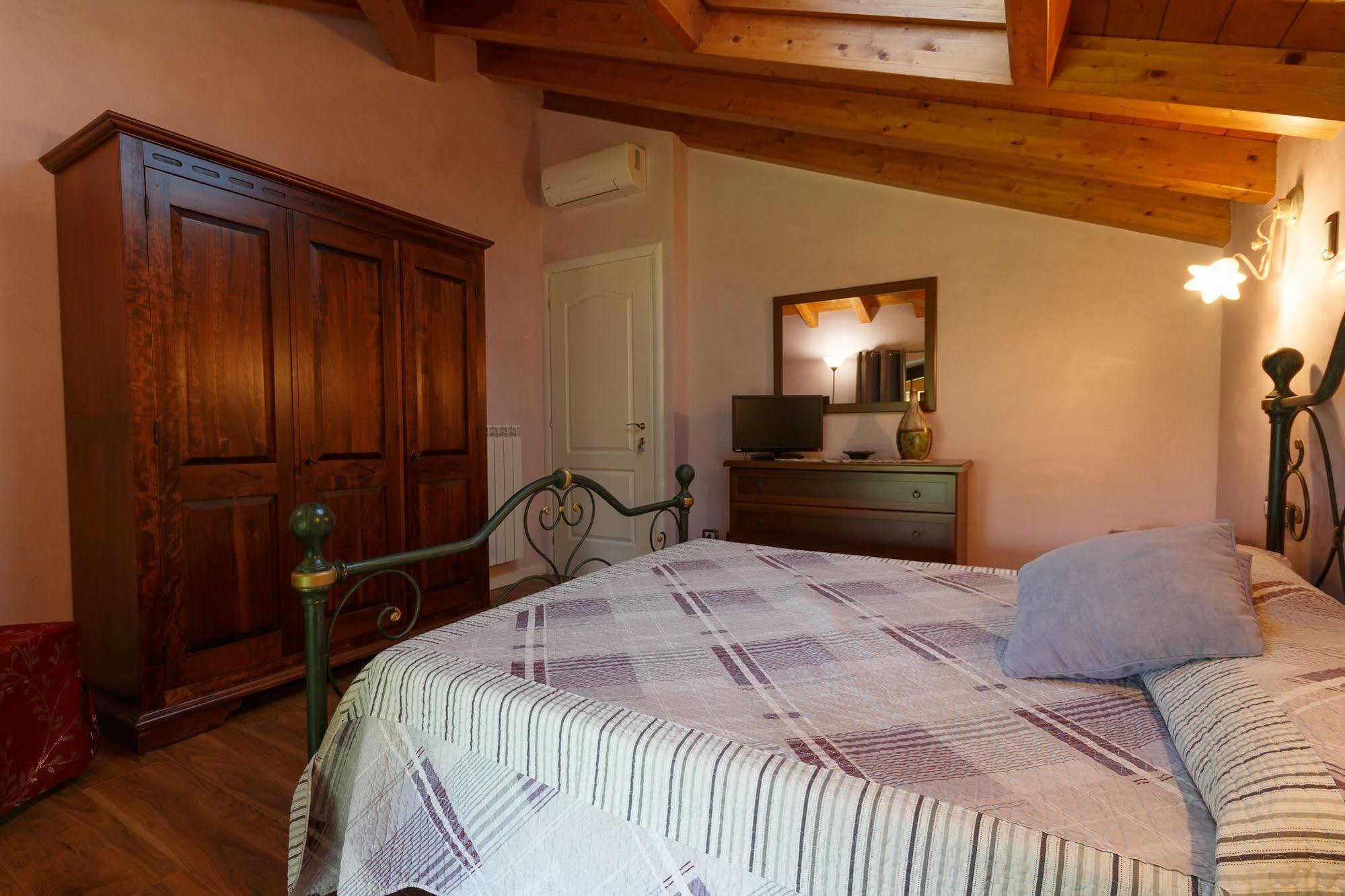 Il Gelsomino Bed & Breakfast *